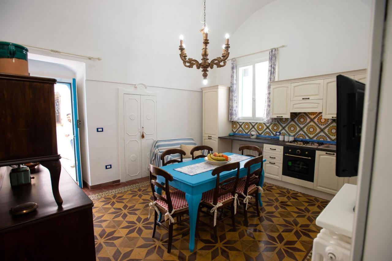 דירות מריטימה La Casa Nel Vico מראה חיצוני תמונה